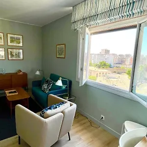 Vue Sur Rade: élégant Climatisé Au Cœur De Historique Apartment